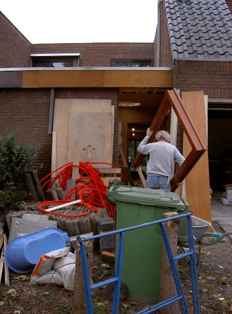 Plaatsen van voordeurkozijn