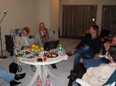 Op de achtergrond