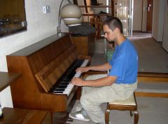 Tomeck speelt zijn Chopin