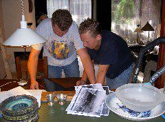 CV monteurs bekijken foto's 2